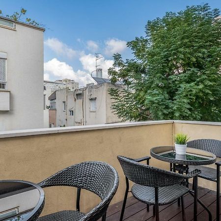 Ben-Gurion Blvd 2Bdr Close To The Beach Тель-Авив Экстерьер фото