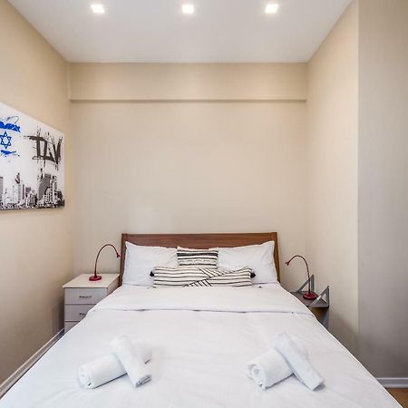 Ben-Gurion Blvd 2Bdr Close To The Beach Тель-Авив Экстерьер фото